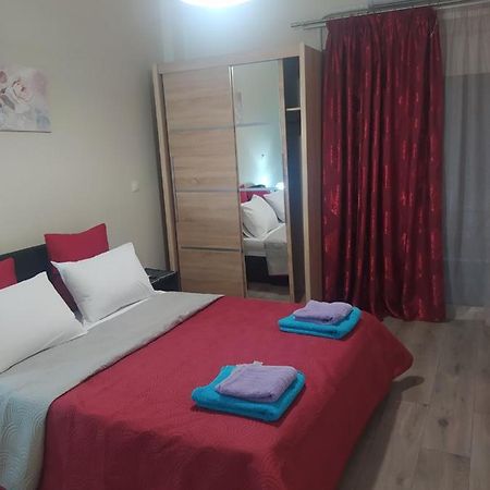 Λουτράκι Κέντρο Apartamento Exterior foto