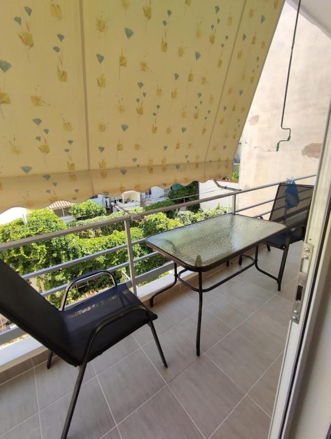 Λουτράκι Κέντρο Apartamento Exterior foto